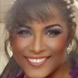 Meet your Posher, Castalia